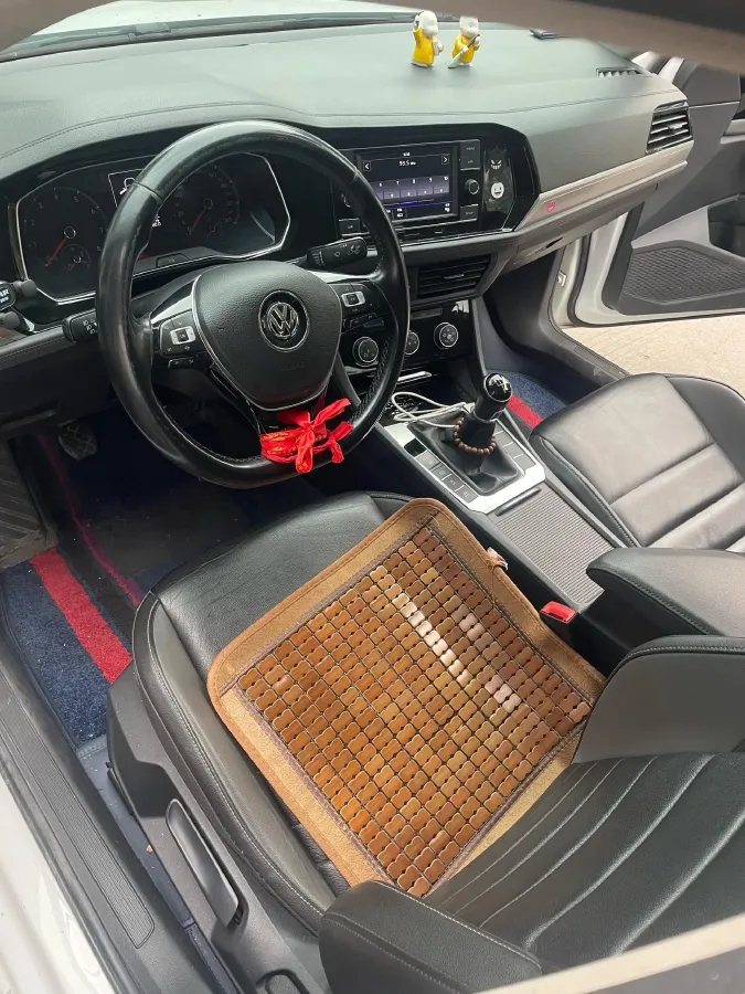 2019 Isuzu LingTuo 2.5T 129HP L4 6MT,autocango,china used car exporter,china ev exporter,chinese used car exporter,chinese used ev exporter