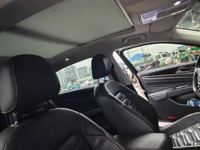 2019 Skoda Kodiak 2.0T 186HP L4 7DCT,autocango,china used car exporter,china ev exporter,chinese used car exporter,chinese used ev exporter