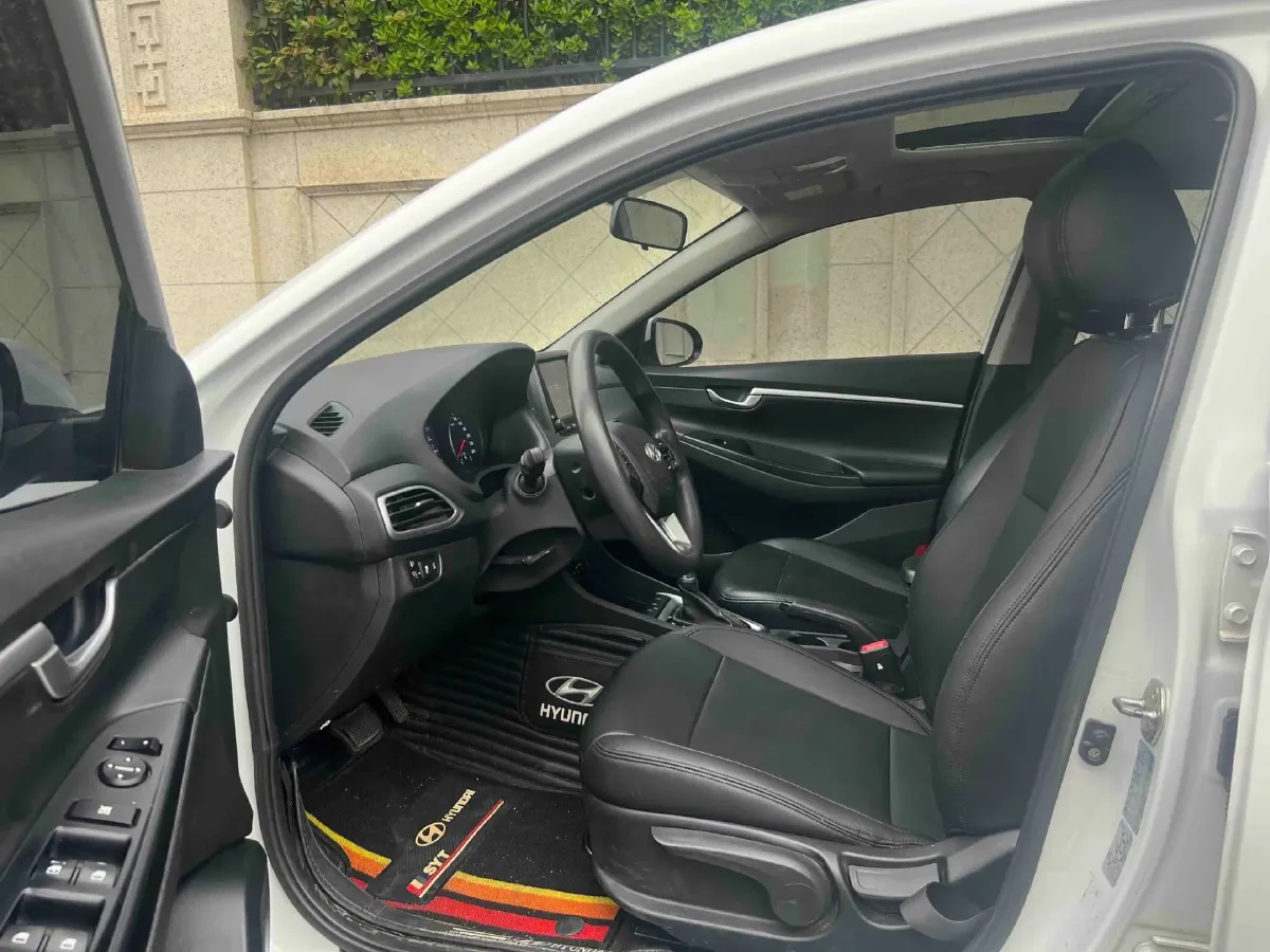 2017 Hyundai Celesta 1.6L 123HP L4 6AT,autocango,china used car exporter,china ev exporter,chinese used car exporter,chinese used ev exporter