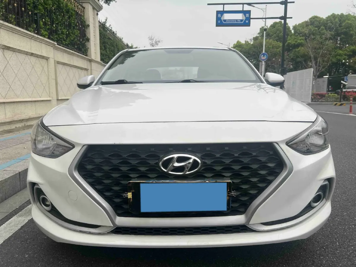 2017 Hyundai Celesta 1.6L 123HP L4 6AT,autocango,china used car exporter,china ev exporter,chinese used car exporter,chinese used ev exporter