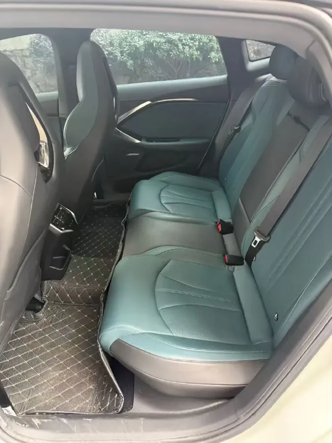 2023 MG 7 1.5T 188HP L4 7DCT,autocango,china used car exporter,china ev exporter,chinese used car exporter,chinese used ev exporter