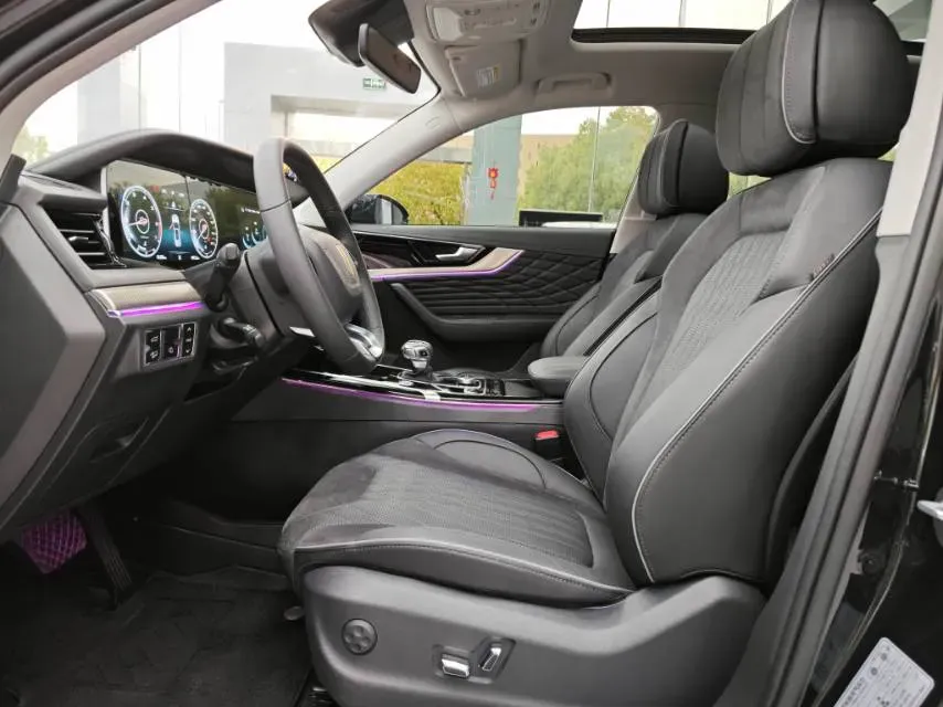 2022 HongQi HS5 2.0T 224HP L4 6AT,autocango,china used car exporter,china ev exporter,chinese used car exporter,chinese used ev exporter