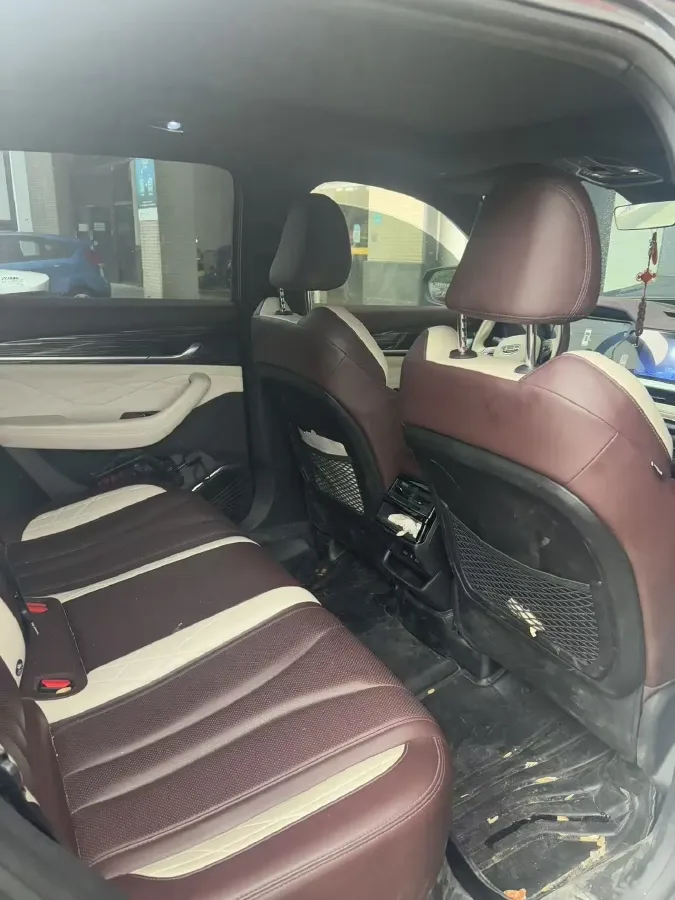 2021 Geely Monjaro 2.0T 218HP L4 7DCT,autocango,china used car exporter,china ev exporter,chinese used car exporter,chinese used ev exporter