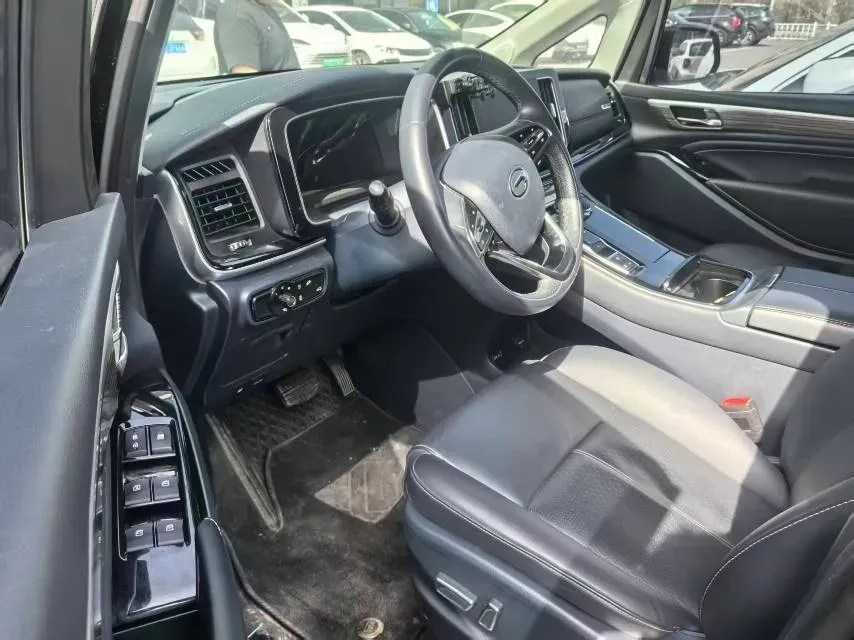 2021 GAC Trumpchi M8 2.0T 252HP L4 8AT,autocango,china used car exporter,china ev exporter,chinese used car exporter,chinese used ev exporter