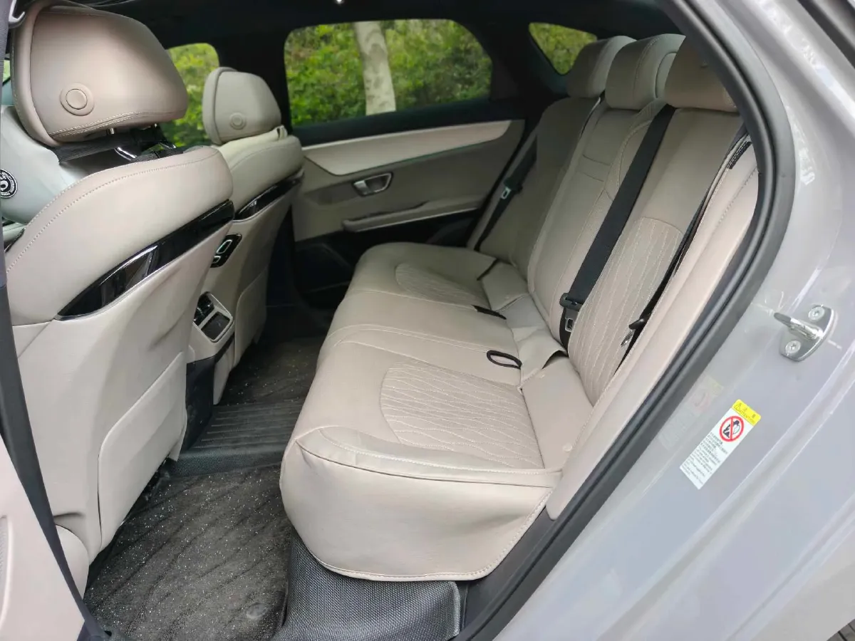 2025 BYD Han 1.5T 156HP L4 E-CVT PHEV,autocango,china used car exporter,china ev exporter,chinese used car exporter,chinese used ev exporter