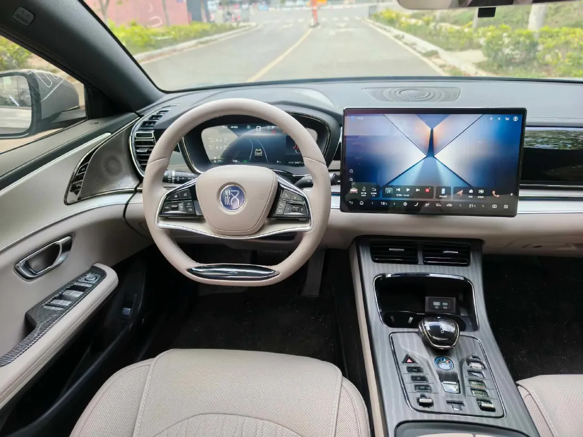 2025 BYD Han 1.5T 156HP L4 E-CVT PHEV,autocango,china used car exporter,china ev exporter,chinese used car exporter,chinese used ev exporter