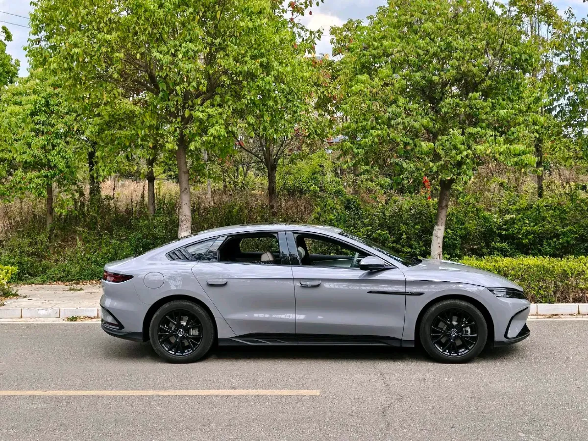 2025 BYD Han 1.5T 156HP L4 E-CVT PHEV,autocango,china used car exporter,china ev exporter,chinese used car exporter,chinese used ev exporter