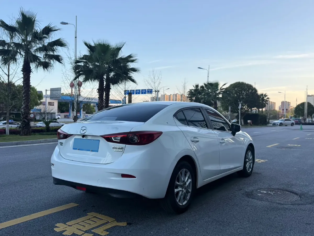 2017 Mazda 3 Axela 1.5L 117HP L4 6AT,autocango,china used car exporter,china ev exporter,chinese used car exporter,chinese used ev exporter