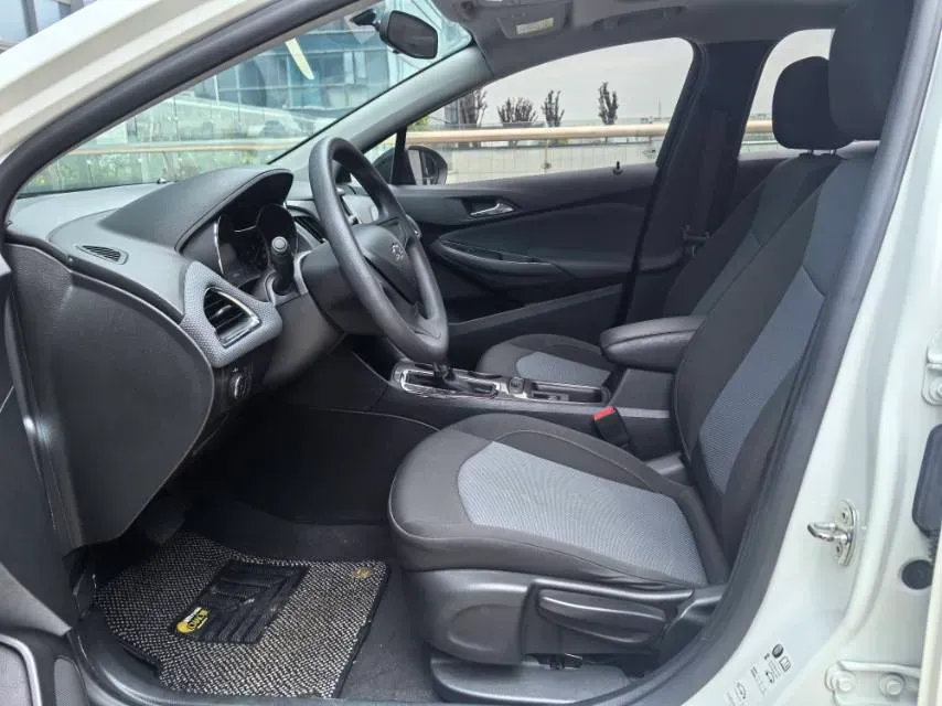 2018 Chevrolet Cruze 1.5L 114HP L4 6AT,autocango,china used car exporter,china ev exporter,chinese used car exporter,chinese used ev exporter