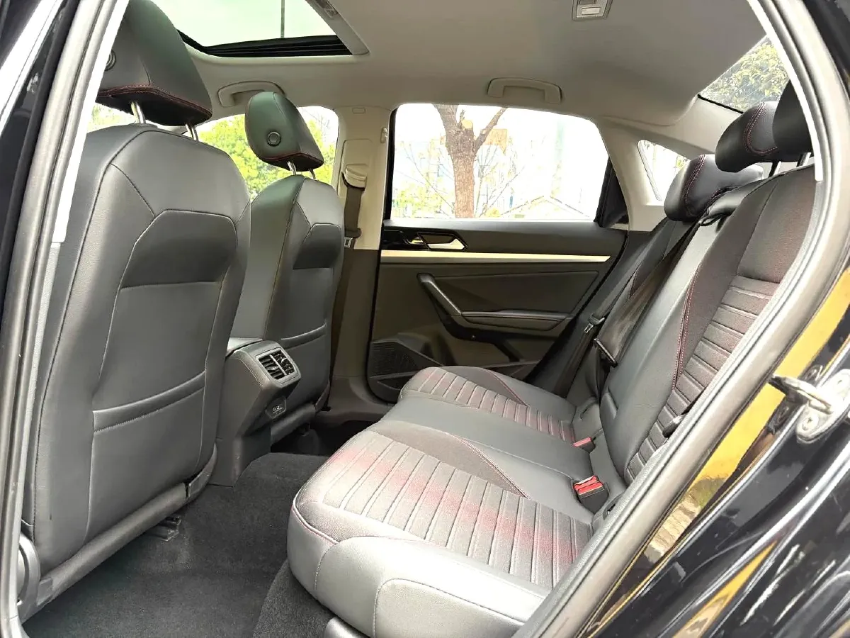 2023 Volkswagen Lavida 1.4T 150HP L4 7DCT,autocango,china used car exporter,china ev exporter,chinese used car exporter,chinese used ev exporter