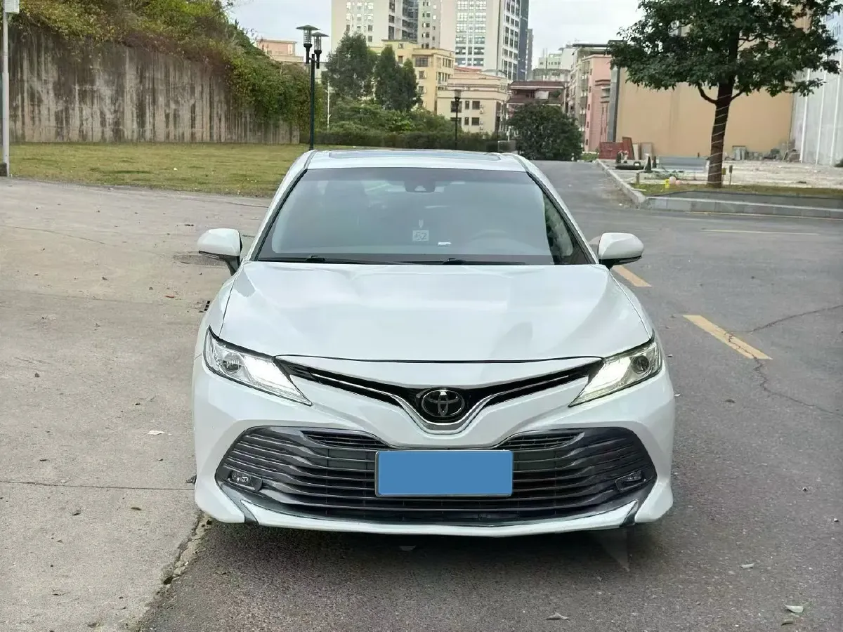 2019 Toyota Camry 2.0L 178HP L4 CVT,autocango,china used car exporter,china ev exporter,chinese used car exporter,chinese used ev exporter