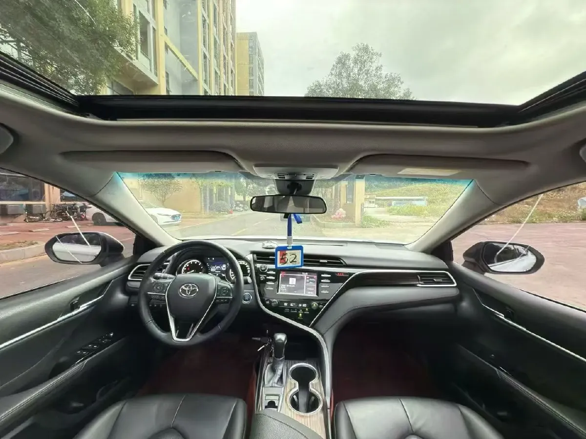 2019 Toyota Camry 2.0L 178HP L4 CVT,autocango,china used car exporter,china ev exporter,chinese used car exporter,chinese used ev exporter