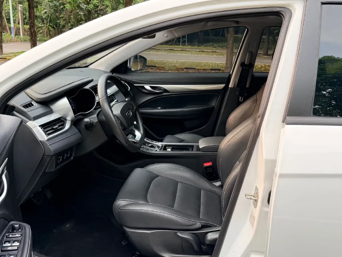 2019 Geely Emgrand 1.5L 109HP L4 CVT,autocango,china used car exporter,china ev exporter,chinese used car exporter,chinese used ev exporter