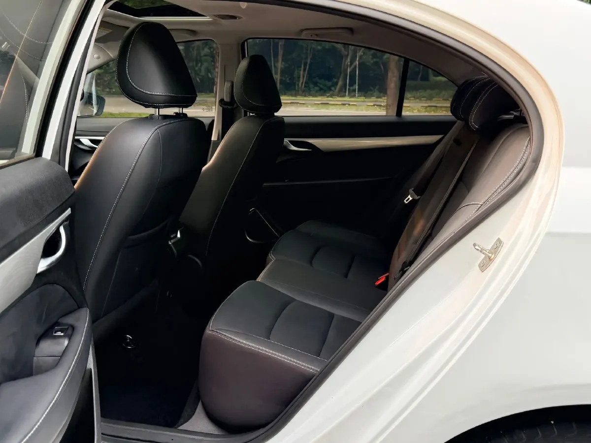 2019 Geely Emgrand 1.5L 109HP L4 CVT,autocango,china used car exporter,china ev exporter,chinese used car exporter,chinese used ev exporter