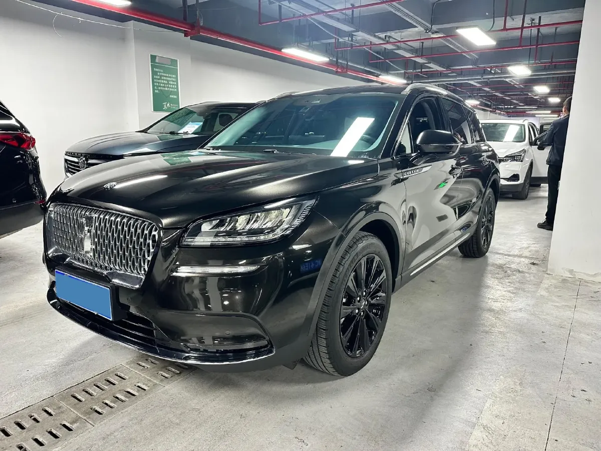 2022 Lincoln Corsair 2.0T 245HP L4 8AT,autocango,china used car exporter,china ev exporter,chinese used car exporter,chinese used ev exporter