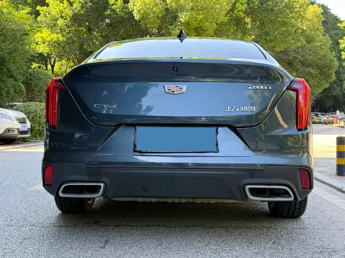 2021 Cadillac CT4 2.0T 237HP L4 8AT,autocango,china used car exporter,china ev exporter,chinese used car exporter,chinese used ev exporter