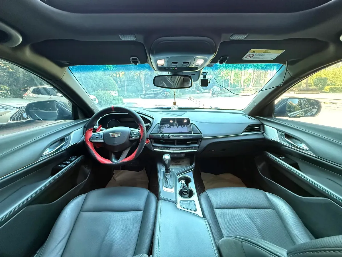 2021 Cadillac CT4 2.0T 237HP L4 8AT,autocango,china used car exporter,china ev exporter,chinese used car exporter,chinese used ev exporter