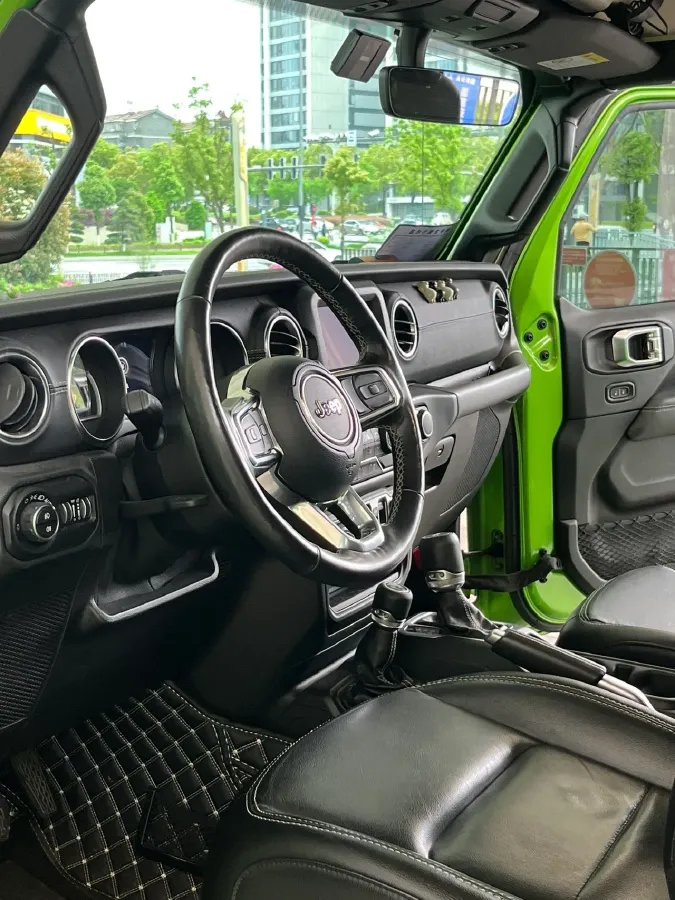 2019 Jeep Wrangler 2.0T 266HP L4 8AT,autocango,china used car exporter,china ev exporter,chinese used car exporter,chinese used ev exporter