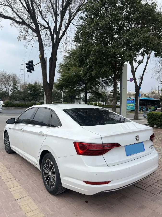 2019 Jeep Renegade 1.3T 173HP L4 7DCT,autocango,china used car exporter,china ev exporter,chinese used car exporter,chinese used ev exporter