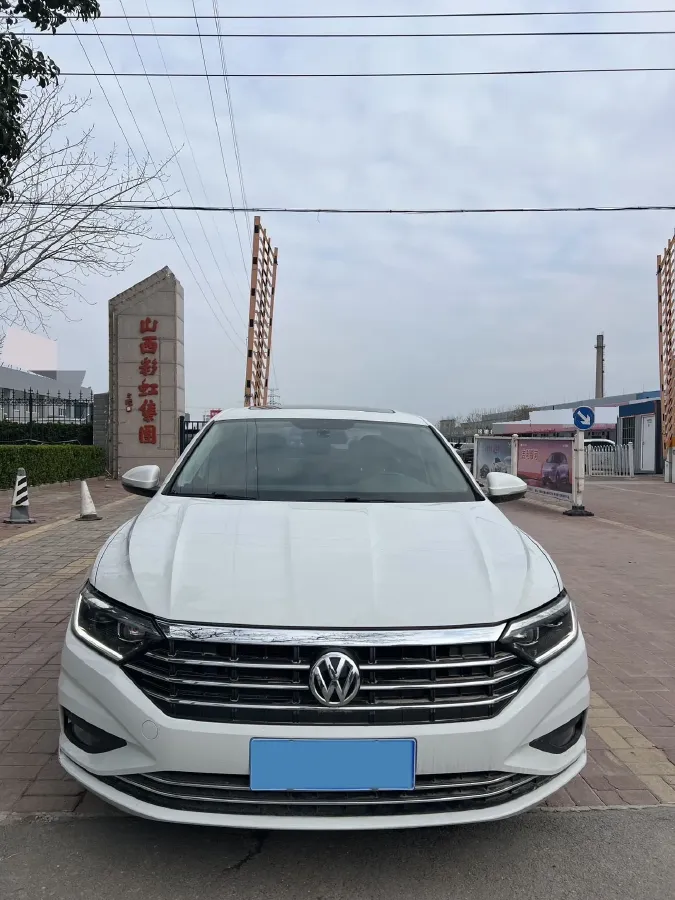 2019 Jeep Renegade 1.3T 173HP L4 7DCT,autocango,china used car exporter,china ev exporter,chinese used car exporter,chinese used ev exporter