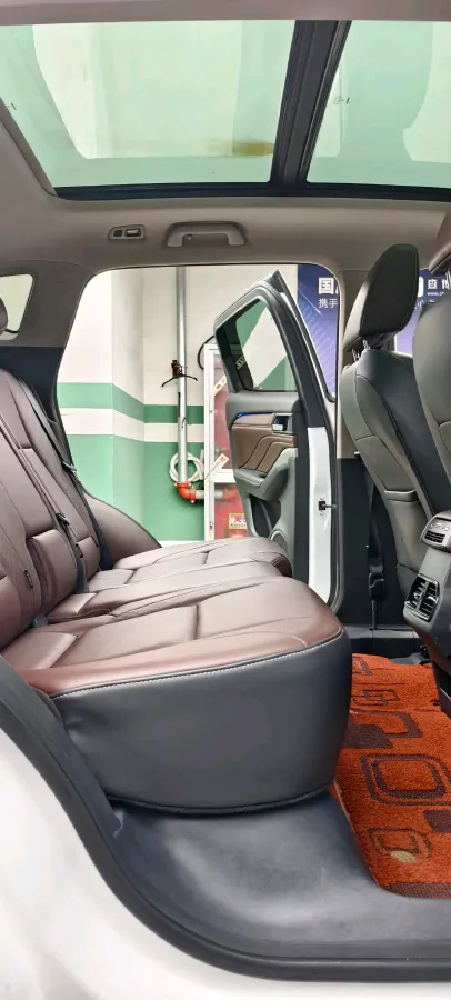 2020 WEY VV6 2.0T 227HP L4 7DCT,autocango,china used car exporter,china ev exporter,chinese used car exporter,chinese used ev exporter