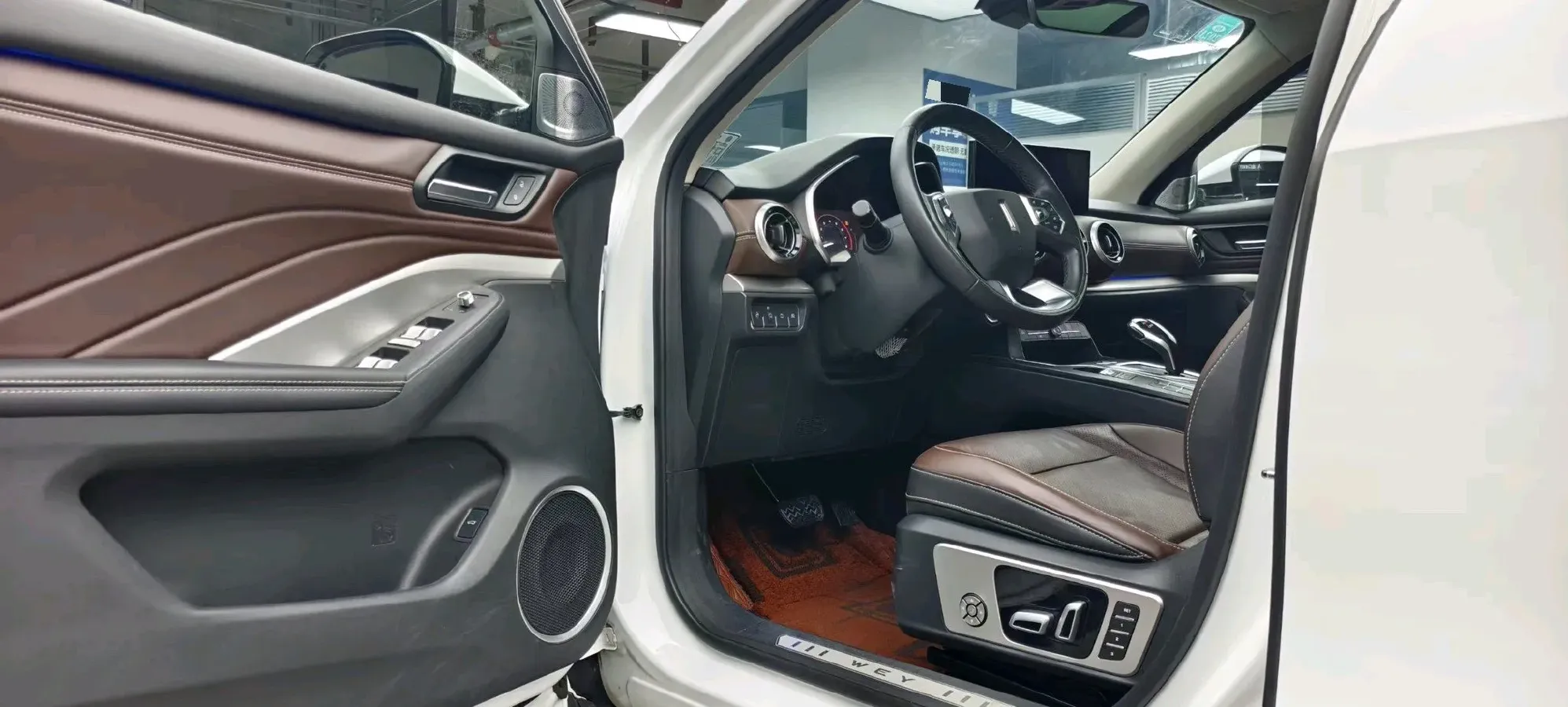 2020 WEY VV6 2.0T 227HP L4 7DCT,autocango,china used car exporter,china ev exporter,chinese used car exporter,chinese used ev exporter