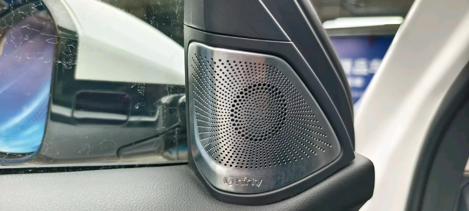 2020 WEY VV6 2.0T 227HP L4 7DCT,autocango,china used car exporter,china ev exporter,chinese used car exporter,chinese used ev exporter