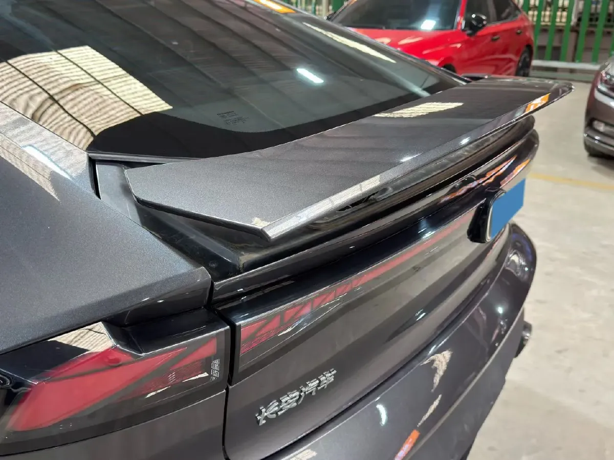 2023 ChangAn UNI-V 1.5T 188HP L4 7DCT,autocango,china used car exporter,china ev exporter,chinese used car exporter,chinese used ev exporter