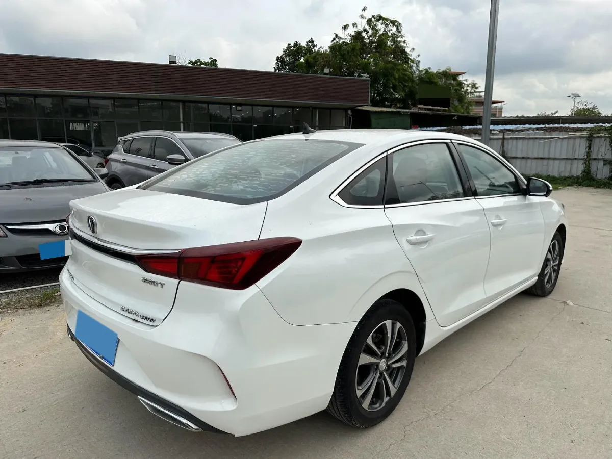 2021 ChangAn Eado 1.4T 160HP L4 7DCT,autocango,china used car exporter,china ev exporter,chinese used car exporter,chinese used ev exporter