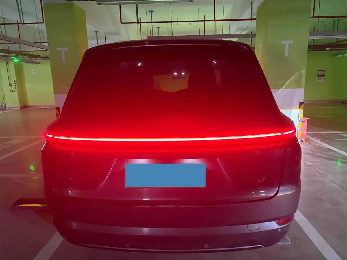 2022 Li L9 Range Extended 154HP REEV 42.6KWH,autocango,china used car exporter,china ev exporter,chinese used car exporter,chinese used ev exporter