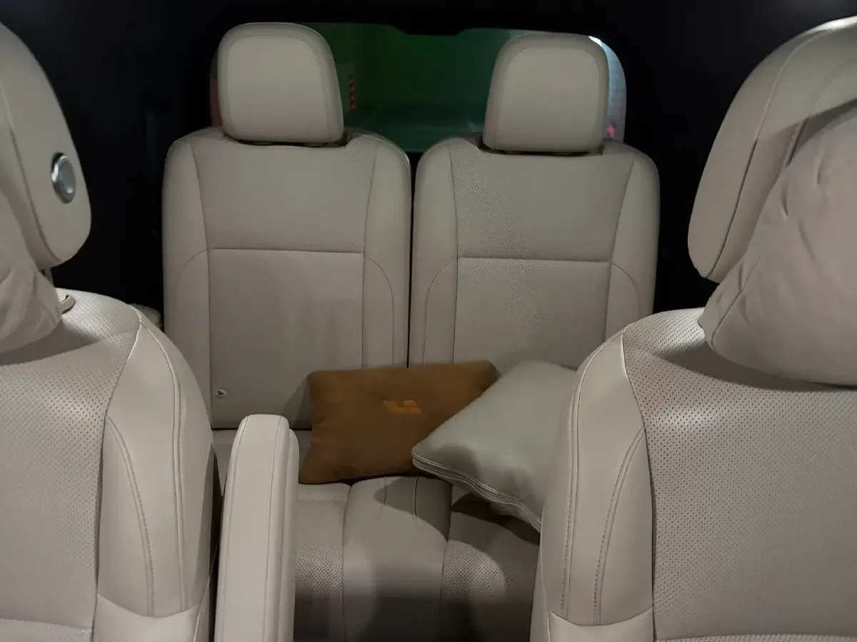 2022 Li L9 Range Extended 154HP REEV 42.6KWH,autocango,china used car exporter,china ev exporter,chinese used car exporter,chinese used ev exporter