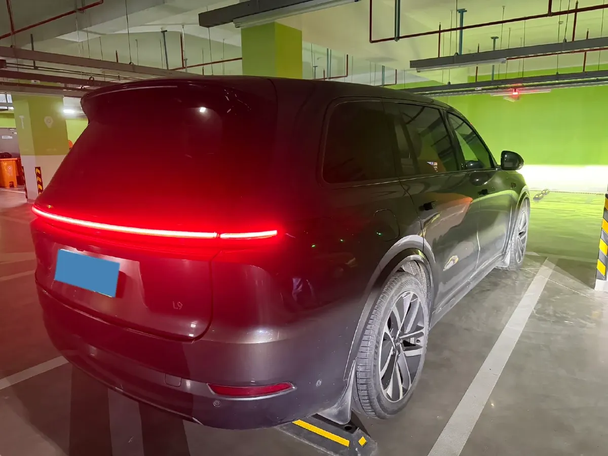 2022 Li L9 Range Extended 154HP REEV 42.6KWH,autocango,china used car exporter,china ev exporter,chinese used car exporter,chinese used ev exporter