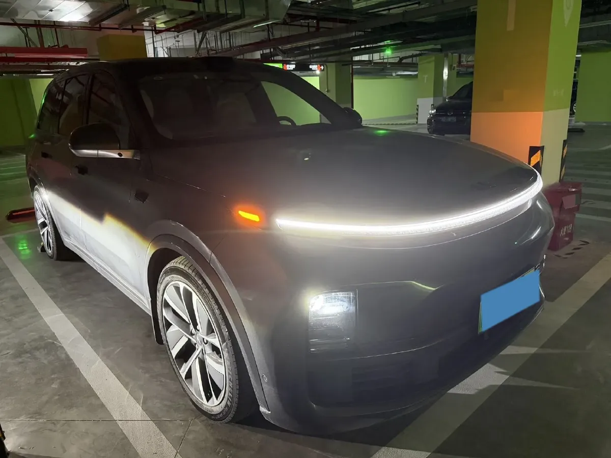 2022 Li L9 Range Extended 154HP REEV 42.6KWH,autocango,china used car exporter,china ev exporter,chinese used car exporter,chinese used ev exporter
