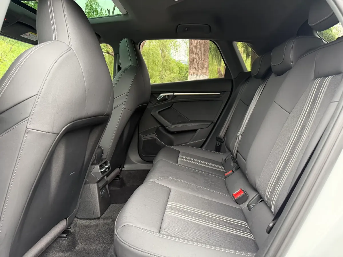 2022 Audi A3 1.4T 150HP L4 7DCT,autocango,china used car exporter,china ev exporter,chinese used car exporter,chinese used ev exporter