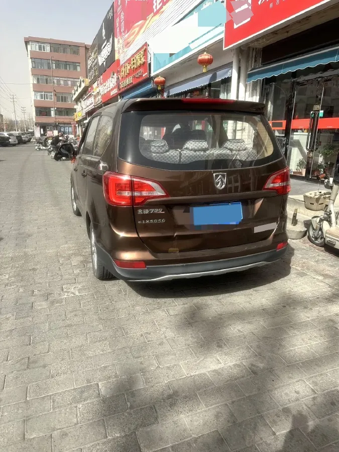 2016 BaoJun 730 1.5L 112HP L4 5MT,autocango,china used car exporter,china ev exporter,chinese used car exporter,chinese used ev exporter