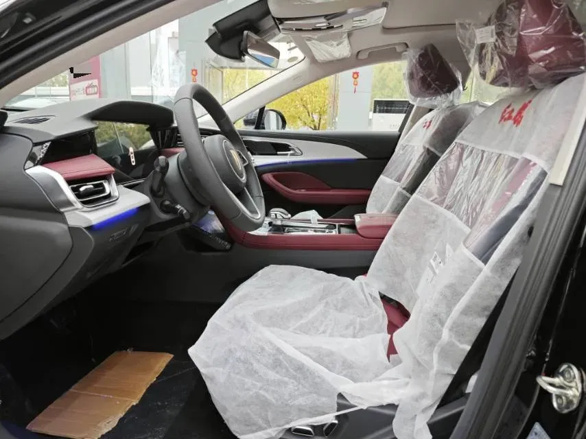 2025 HongQi H5 1.5T 169HP L4 1DHT Hybrid,autocango,china used car exporter,china ev exporter,chinese used car exporter,chinese used ev exporter