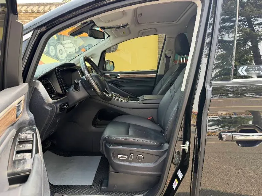 2023 GAC Trumpchi M8 2.0T 252HP L4 8AT,autocango,china used car exporter,china ev exporter,chinese used car exporter,chinese used ev exporter