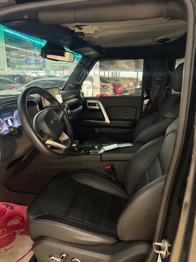 2021 Beijing BJ40 2.0T 224HP L4 8AT,autocango,china used car exporter,china ev exporter,chinese used car exporter,chinese used ev exporter