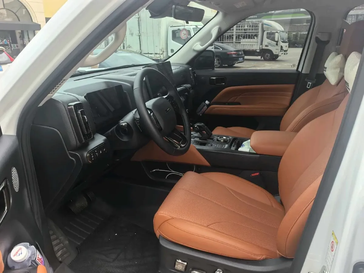 2024 Haval H9 2.0T 224HP L4 8AT,autocango,china used car exporter,china ev exporter,chinese used car exporter,chinese used ev exporter