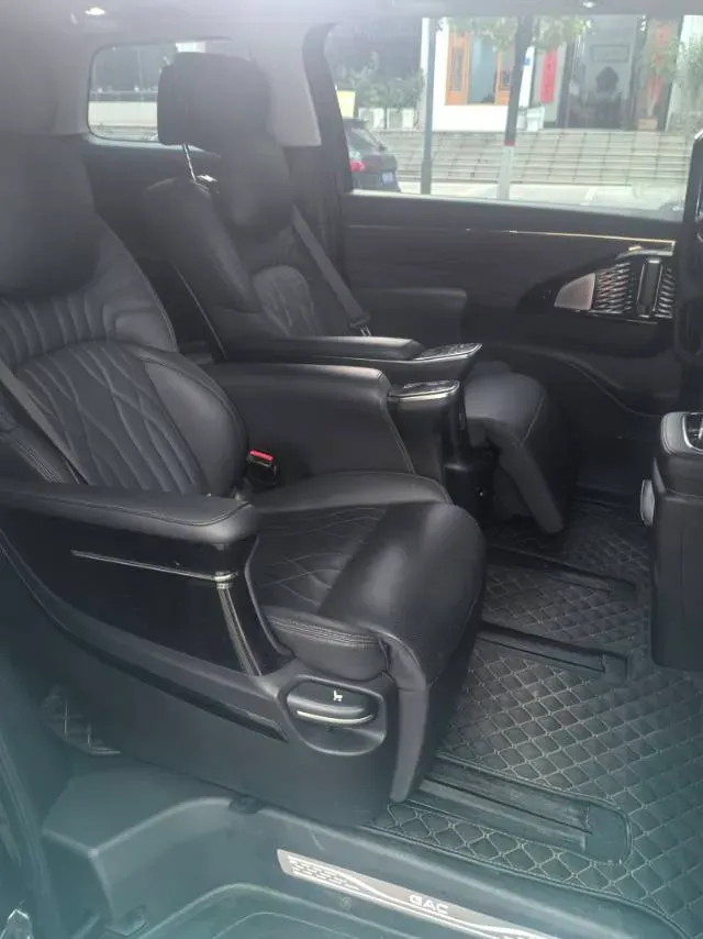 2024 GAC Trumpchi M8 2.0T 252HP L4 8AT,autocango,china used car exporter,china ev exporter,chinese used car exporter,chinese used ev exporter