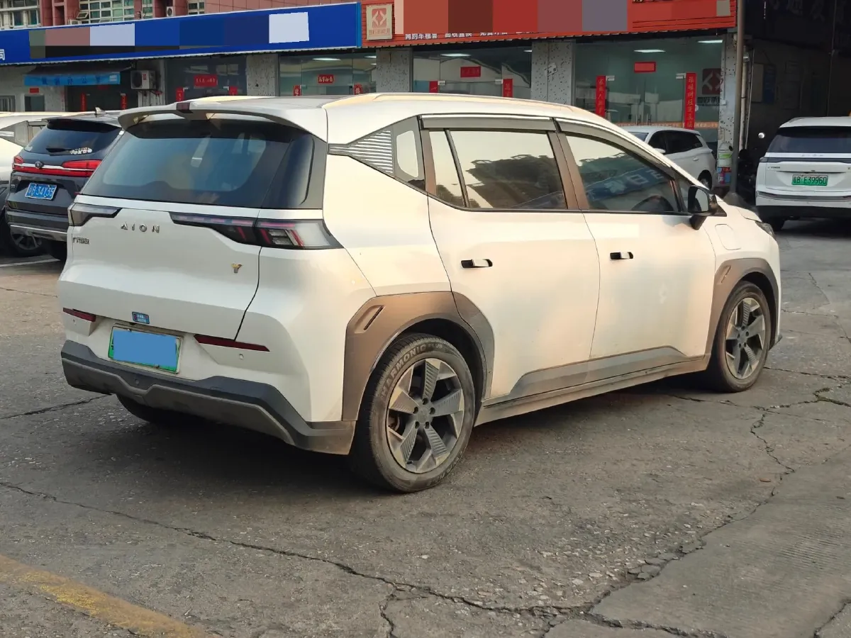 2022 Geely Okavango 1.8T 184HP L4 7DCT,autocango,china used car exporter,china ev exporter,chinese used car exporter,chinese used ev exporter