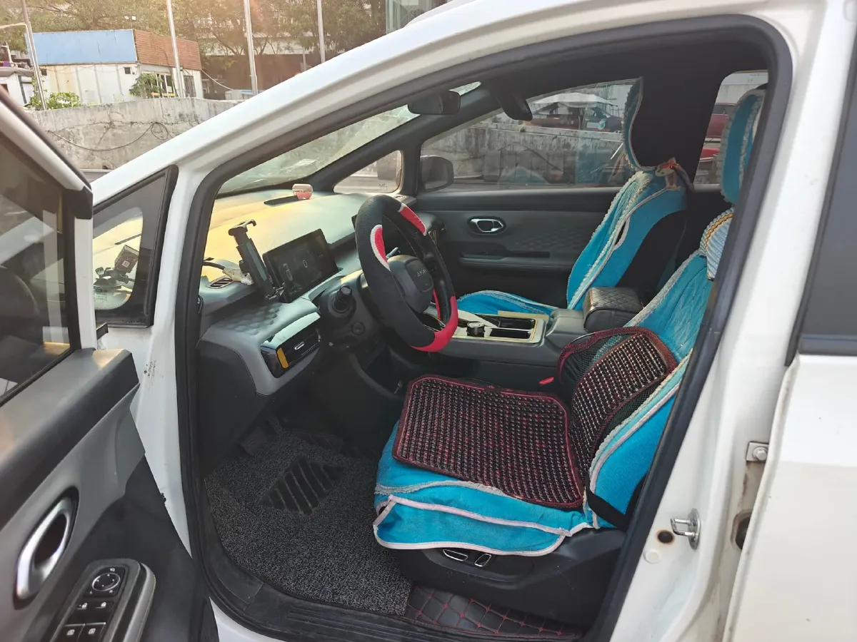 2022 Geely Okavango 1.8T 184HP L4 7DCT,autocango,china used car exporter,china ev exporter,chinese used car exporter,chinese used ev exporter