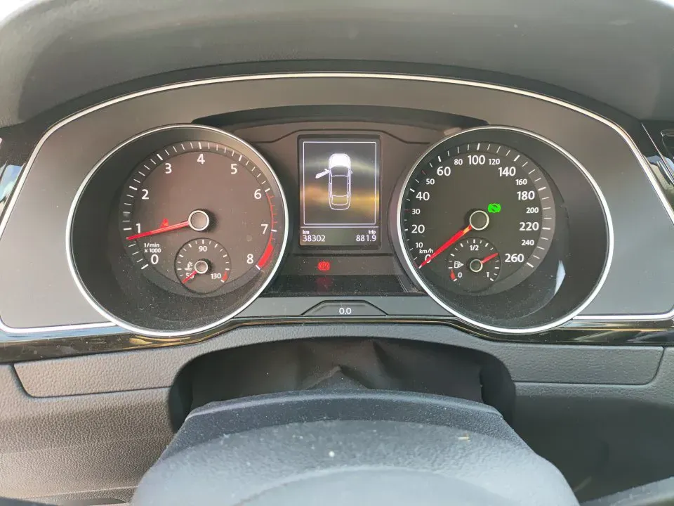 2020 Volkswagen Magotan 2.0T 186HP L4 7DCT,autocango,china used car exporter,china ev exporter,chinese used car exporter,chinese used ev exporter