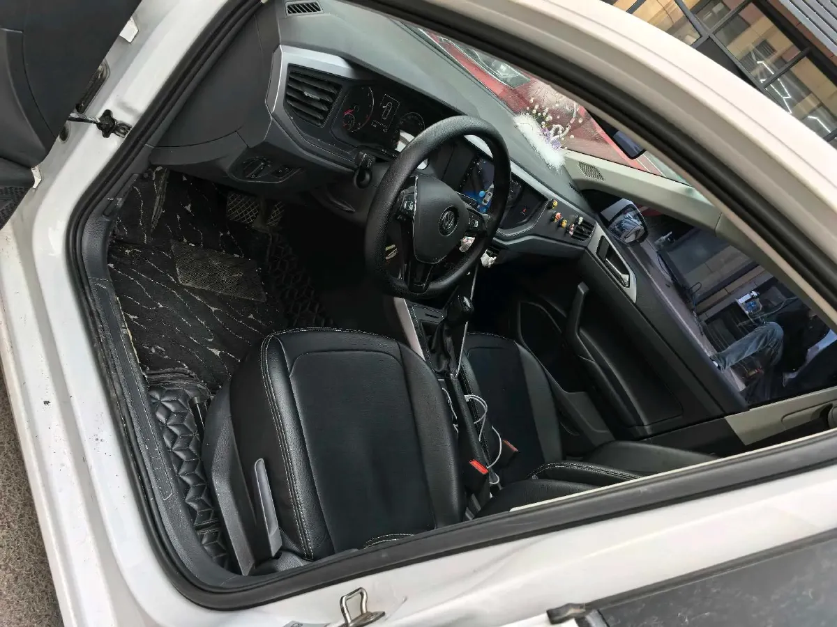 2019 Volkswagen Polo 1.5L 113HP L4 6AT,autocango,china used car exporter,china ev exporter,chinese used car exporter,chinese used ev exporter
