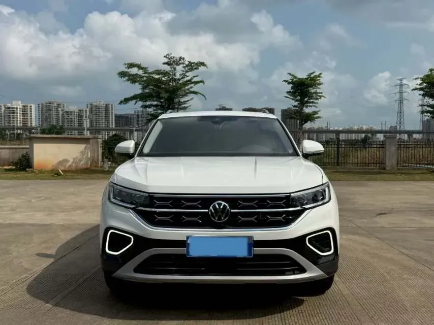 2024 Volkswagen Tayron 2.0T 186HP L4 7DCT,autocango,china used car exporter,china ev exporter,chinese used car exporter,chinese used ev exporter