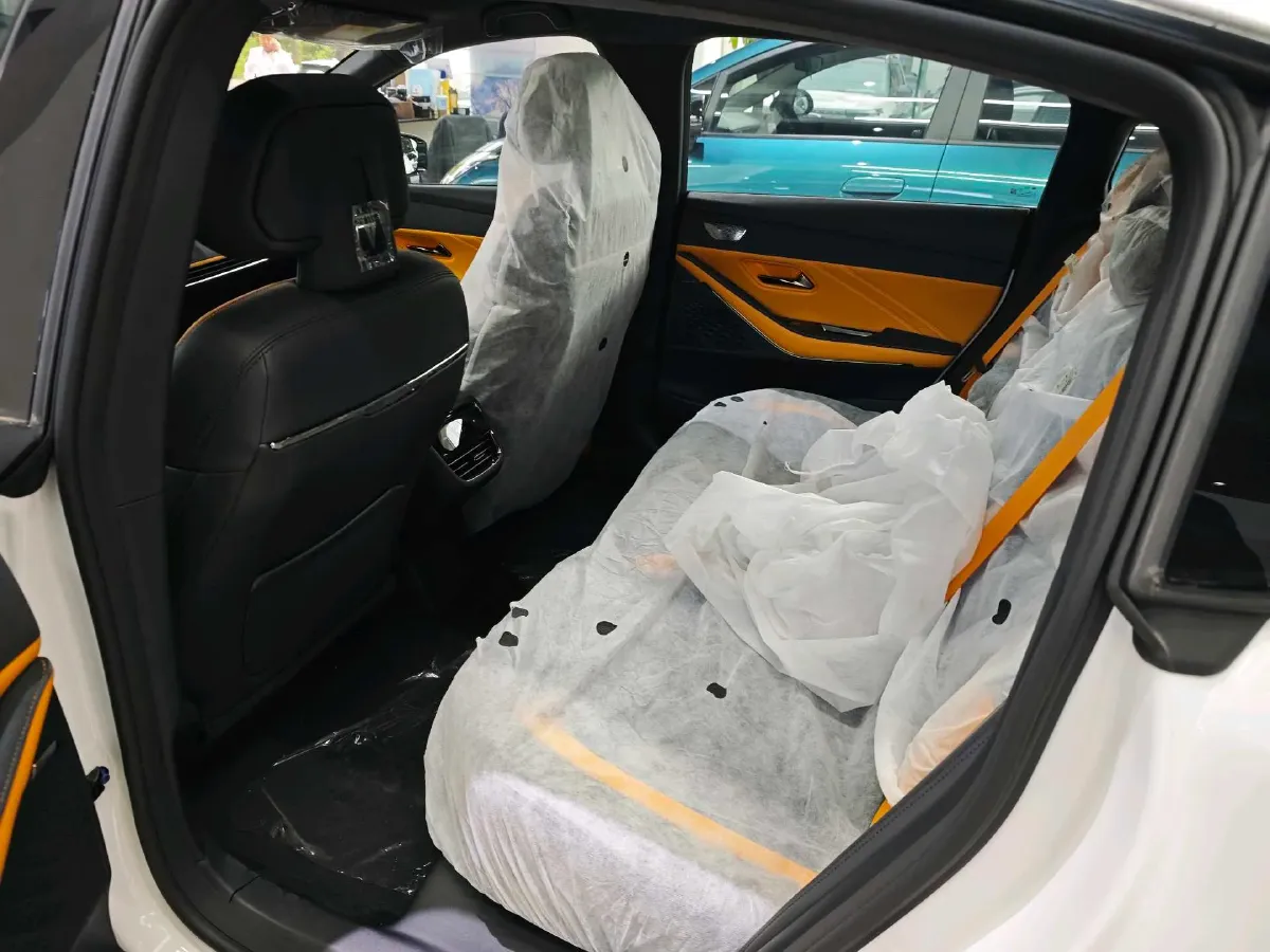 2025 Deepal SL03 1.5L 95HP L4 REEV 28.39KWH,autocango,china used car exporter,china ev exporter,chinese used car exporter,chinese used ev exporter