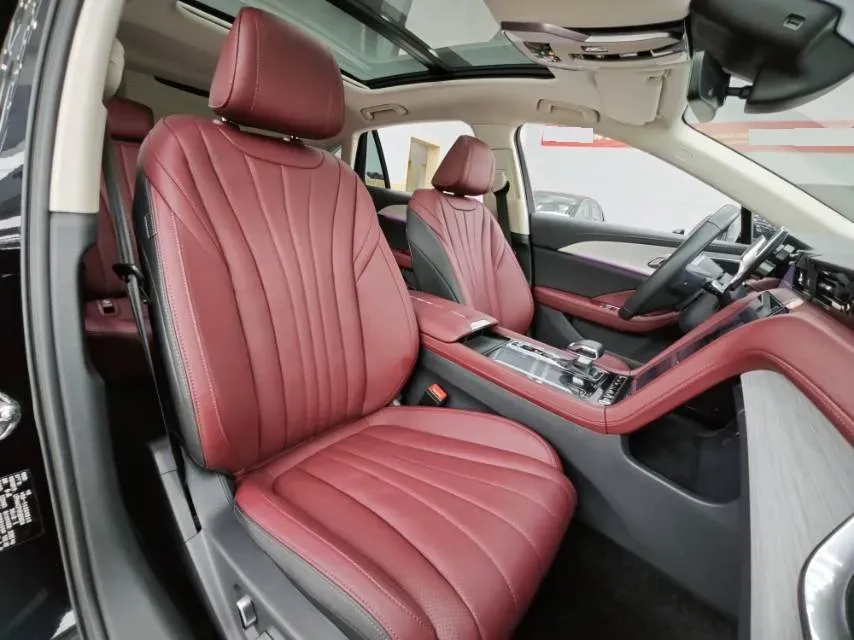 2025 HongQi H5 1.5T 169HP L4 1DHT Hybrid,autocango,china used car exporter,china ev exporter,chinese used car exporter,chinese used ev exporter