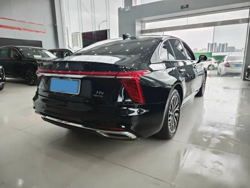 2025 HongQi H5 1.5T 169HP L4 1DHT Hybrid,autocango,china used car exporter,china ev exporter,chinese used car exporter,chinese used ev exporter