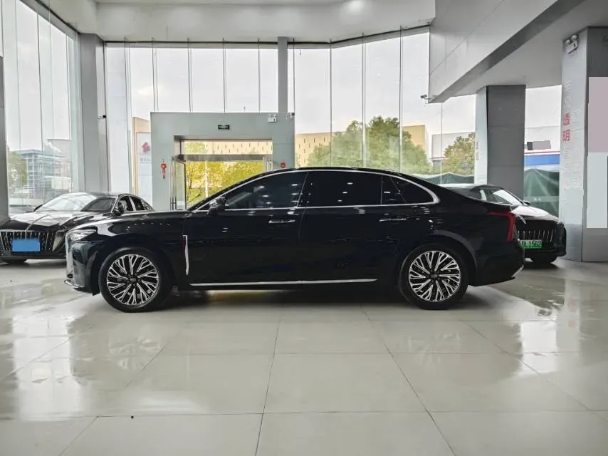 2025 HongQi H5 1.5T 169HP L4 1DHT Hybrid,autocango,china used car exporter,china ev exporter,chinese used car exporter,chinese used ev exporter