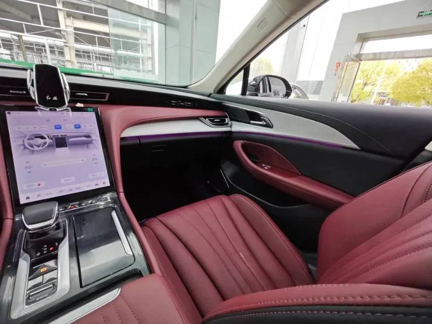 2025 HongQi H5 1.5T 169HP L4 1DHT Hybrid,autocango,china used car exporter,china ev exporter,chinese used car exporter,chinese used ev exporter